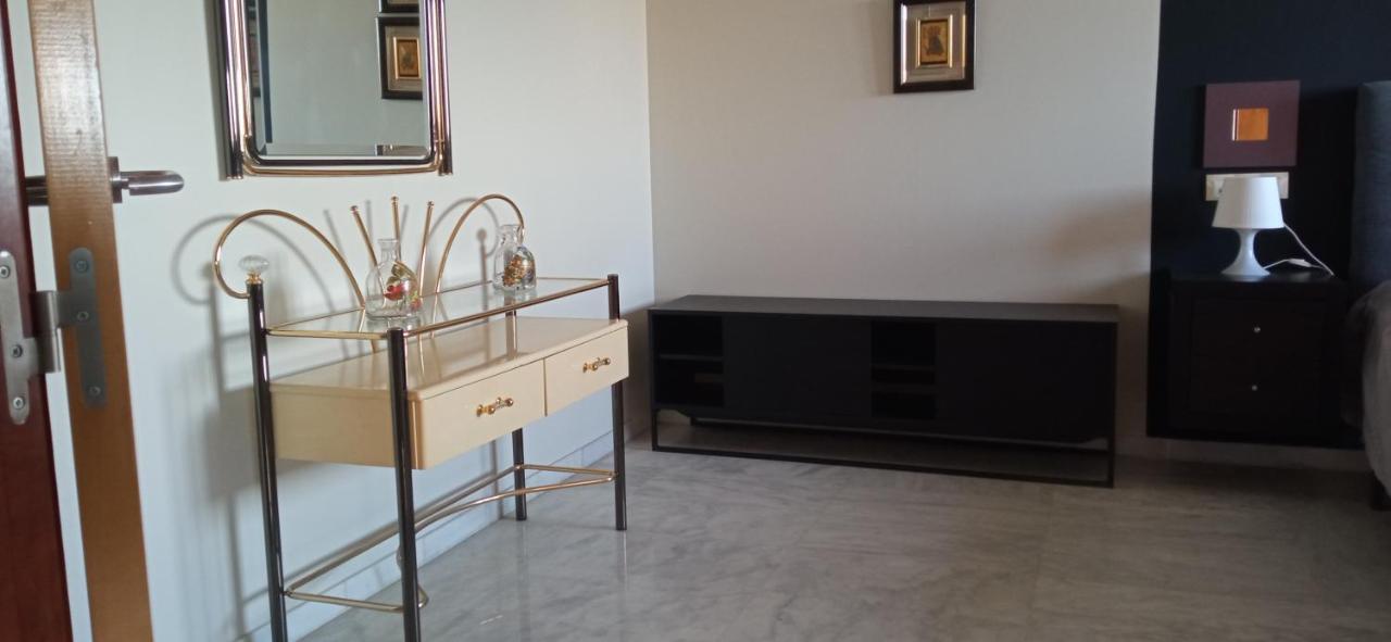 Fibes Lux Sevilla Este. מראה חיצוני תמונה