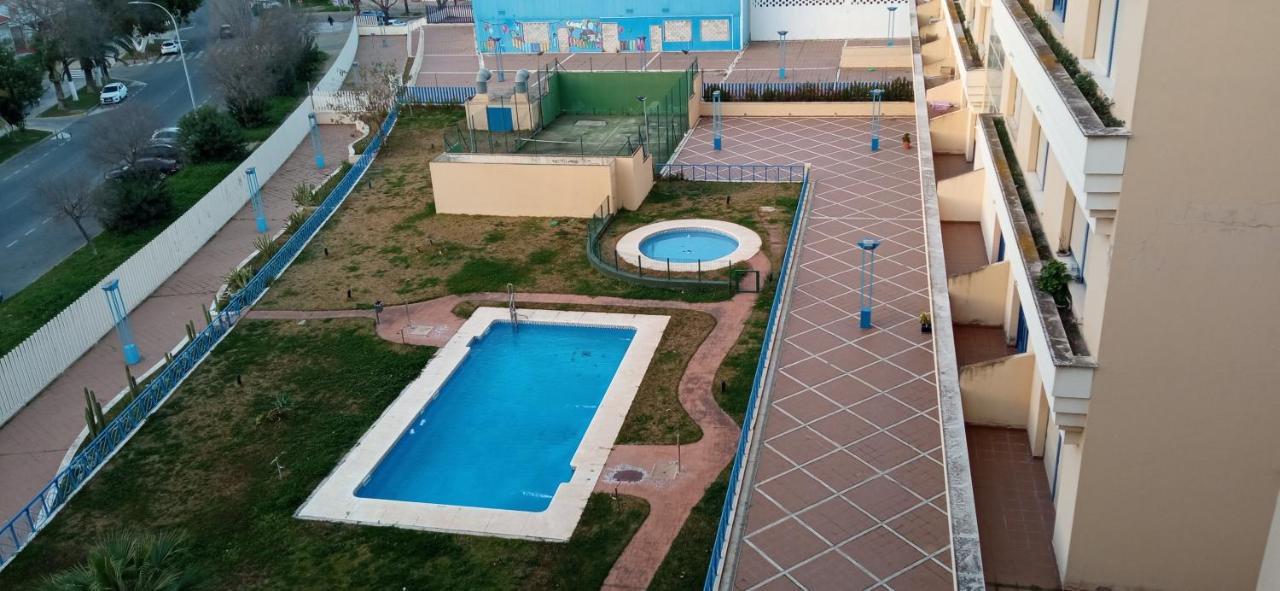 Fibes Lux Sevilla Este. מראה חיצוני תמונה